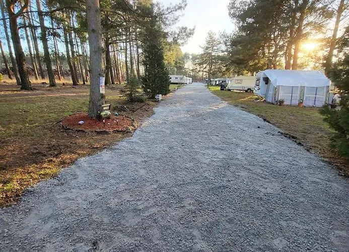 Kamp alanı Wanderhuette Woody Schwarzbach (Oberspreewald-Lausitz)